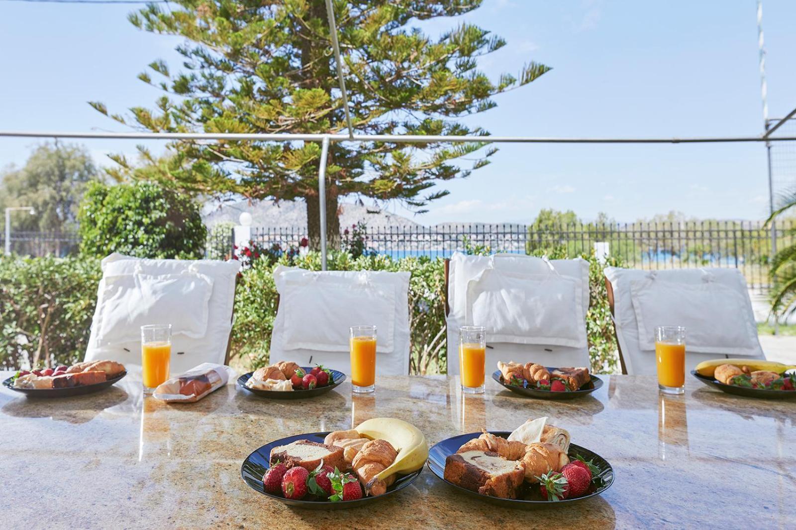 Villa Mairi - 2 Private Pools & Game Room Near Athens Salamis Luaran gambar