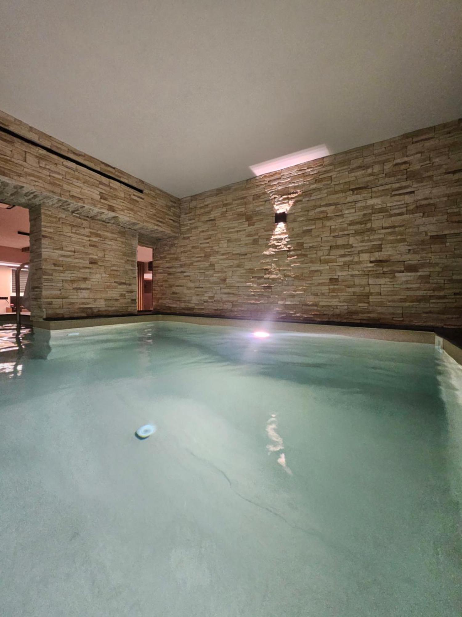 Villa Mairi - 2 Private Pools & Game Room Near Athens Salamis Luaran gambar